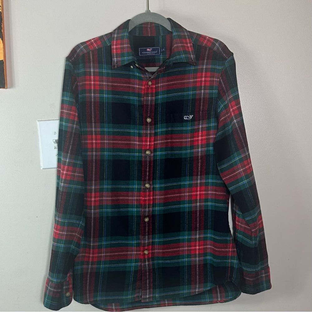 Vineyard Vines Red and Green Plaid Casual Shirt flannel